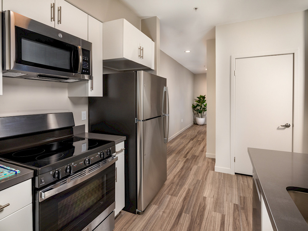 Single: Bedroom Kitchen I